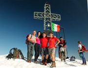 01 In vetta all'Arera (2512 m.) salito dalla cresta est